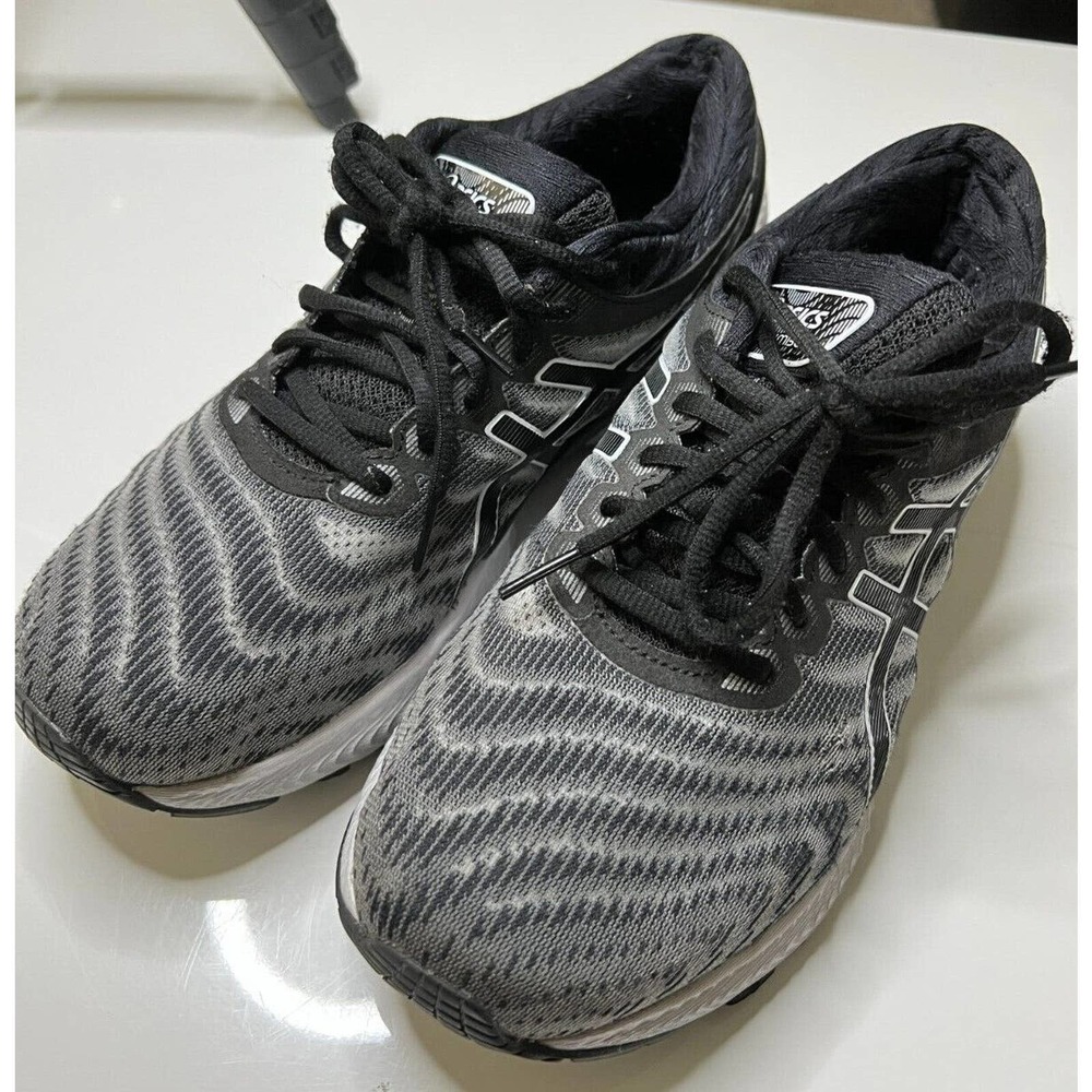 Size 7.5 - ASICS GEL-Nimbus 22 Extra Wide White Black